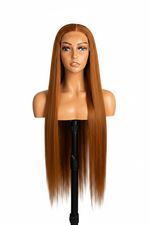 RINA – Blunt Cut Image 4